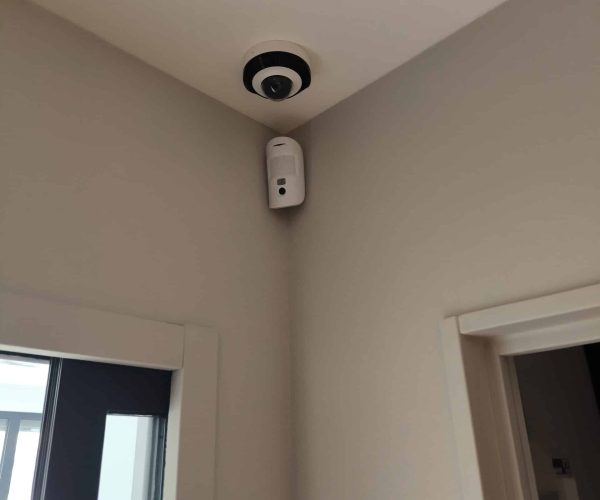 Installation Alarme & Vidéosurveillance pour professionnels dans le Var
